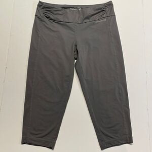 Merrell women’s gray opti-wick capris. Size S.